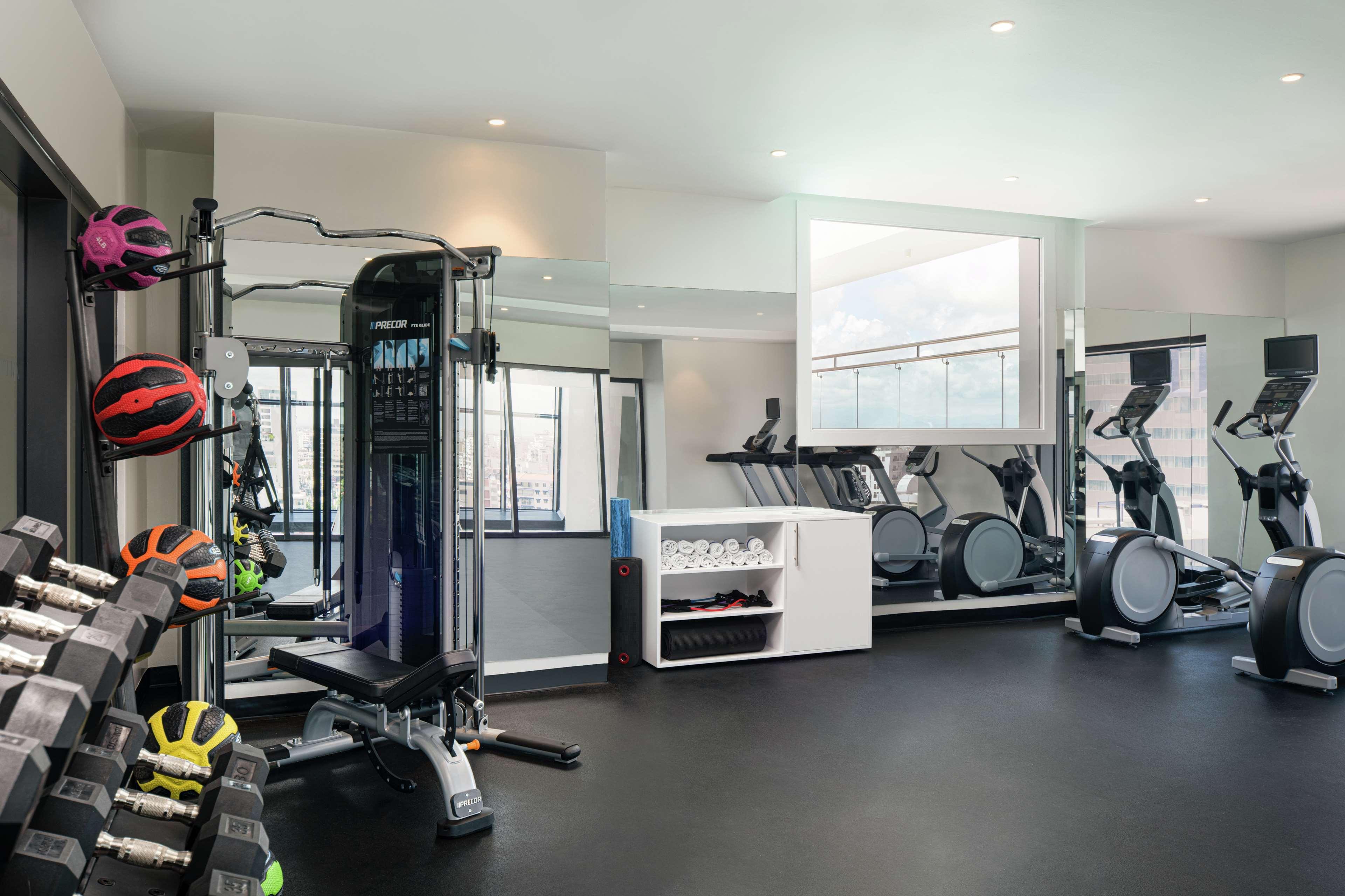 Homewood Suites By Hilton Saint-Domingue Extérieur photo
