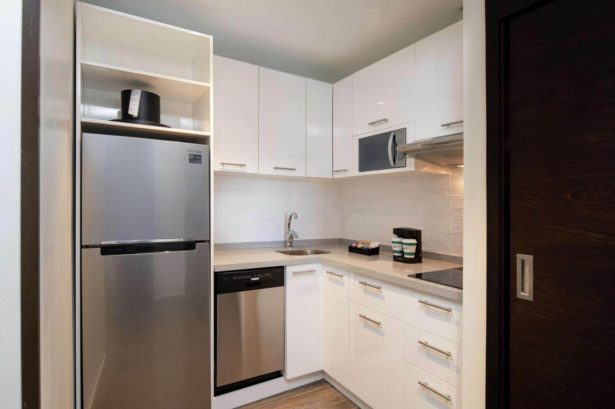 Homewood Suites By Hilton Saint-Domingue Extérieur photo