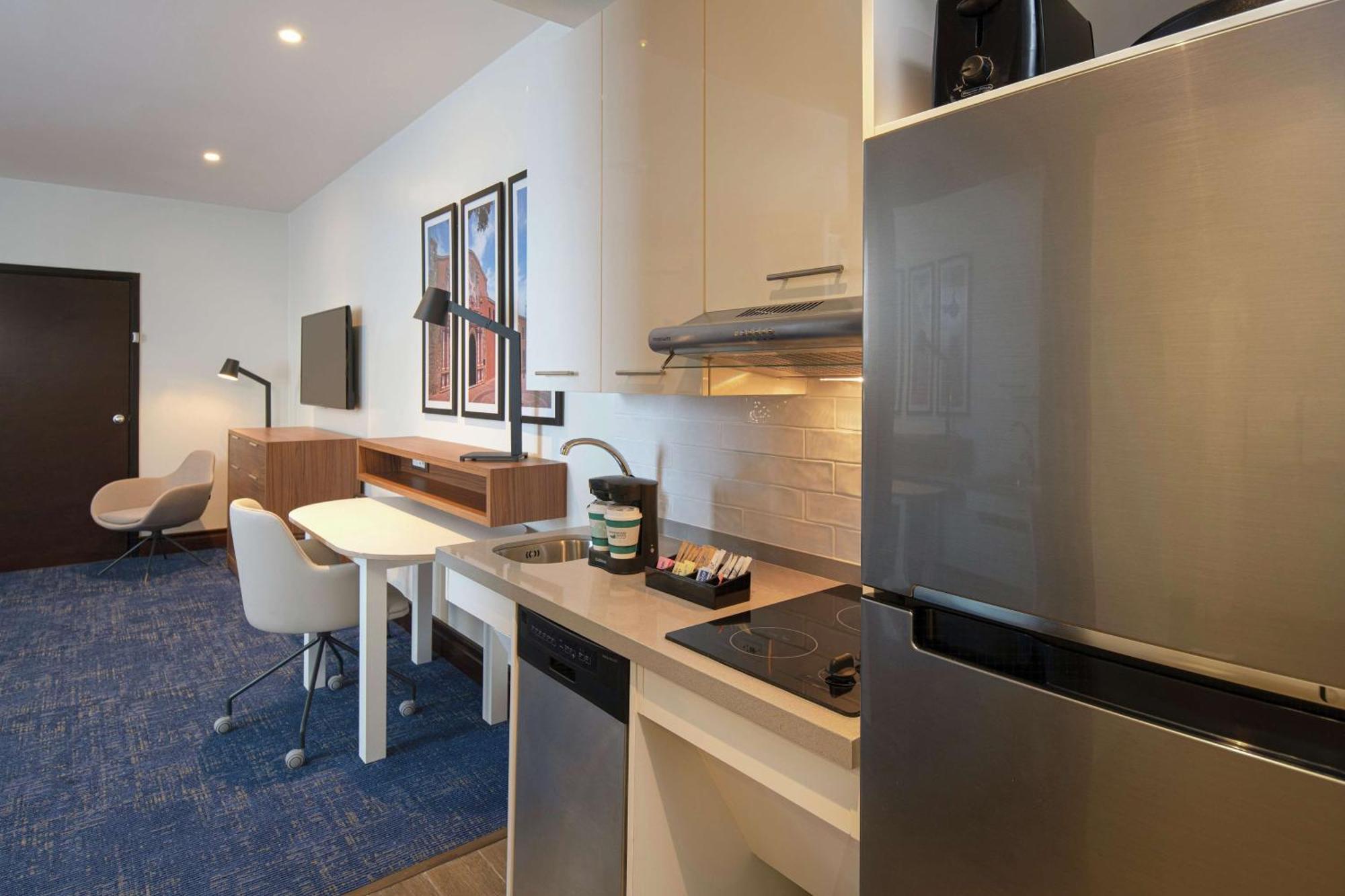 Homewood Suites By Hilton Saint-Domingue Extérieur photo