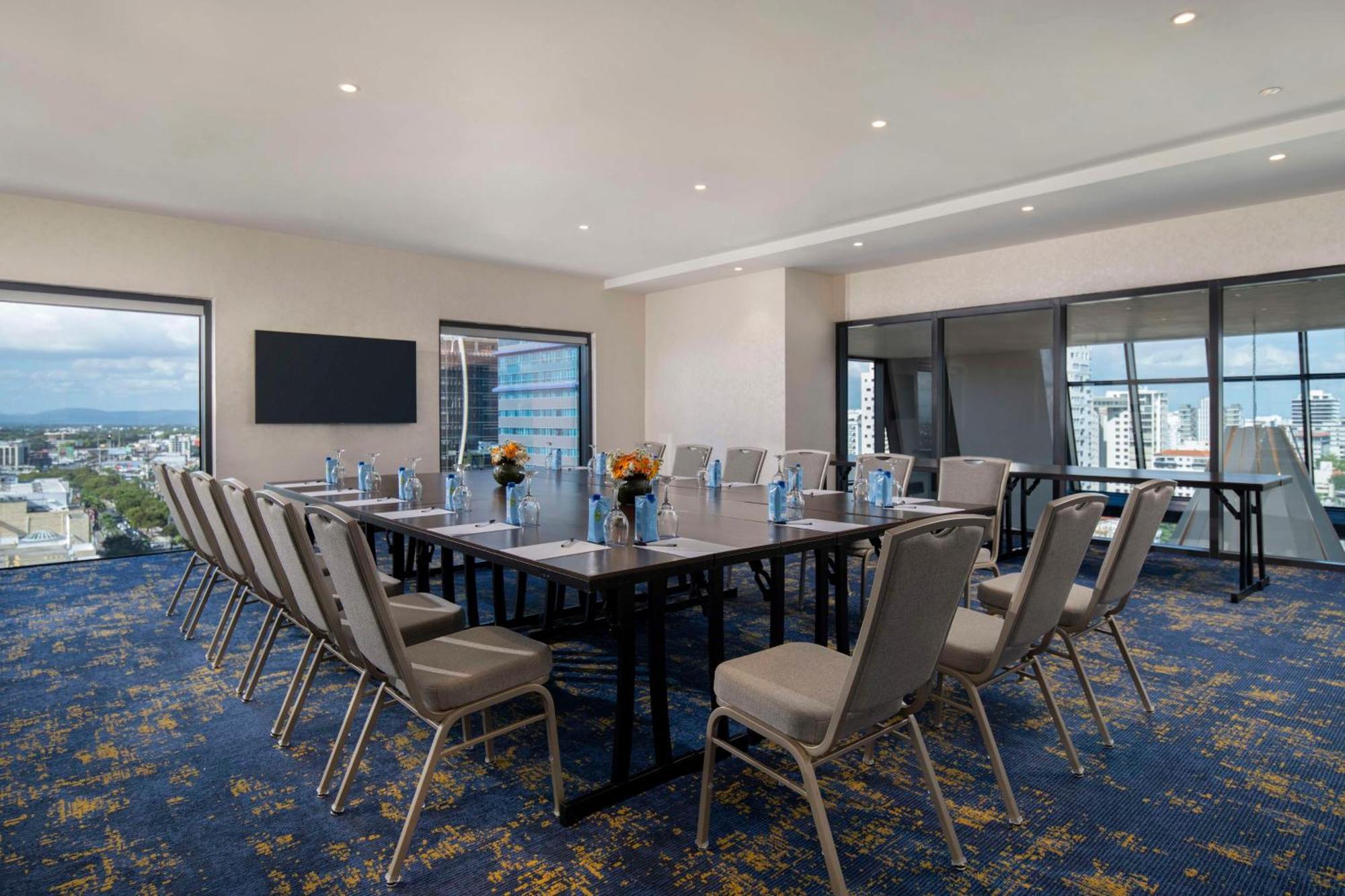 Homewood Suites By Hilton Saint-Domingue Extérieur photo